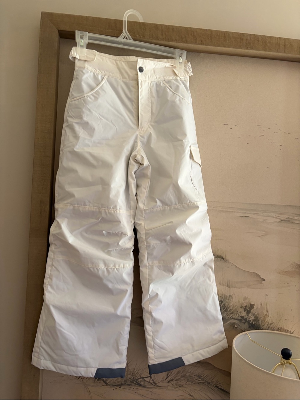 Girls Columbia snow pants. Like new. Small (7-8)